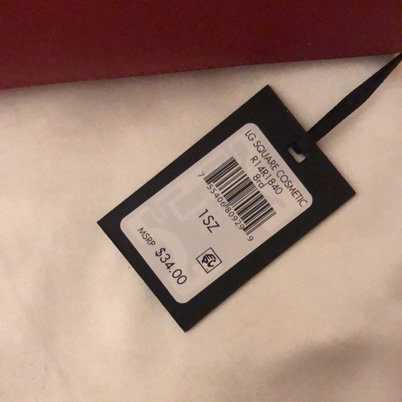 DKNY Red Synthetic Saffiano Large Square Cosmetic ZA Case Bag NWT - Picture 4 of 12